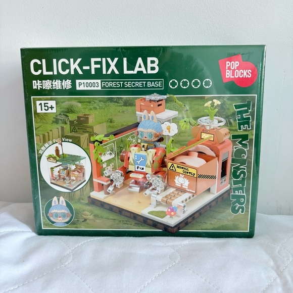 Pop Mart Labubu Forest Secret Base Block Set - Click Fix Lab - Picture 2 of 9